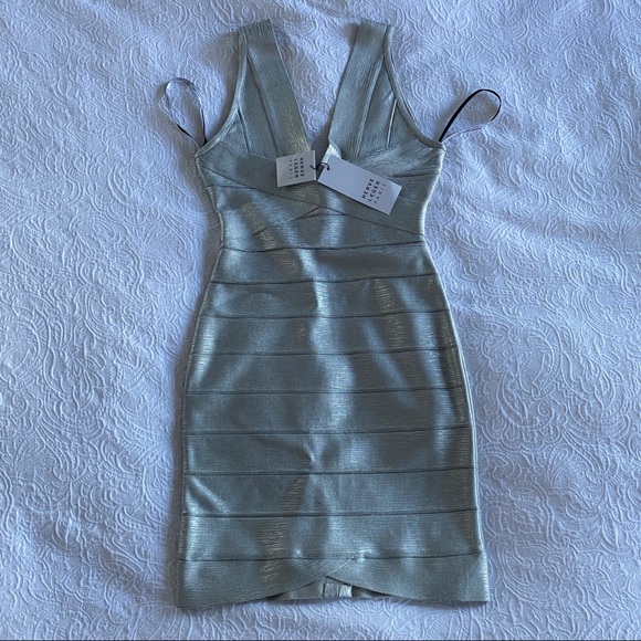 🌸 Herve Leger Metallic Deep V Neck Bandage Dress - Picture 4 of 15